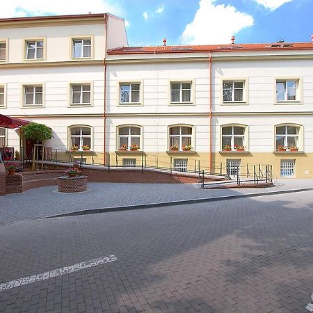 Hotel Ostruvek Praga Exterior foto